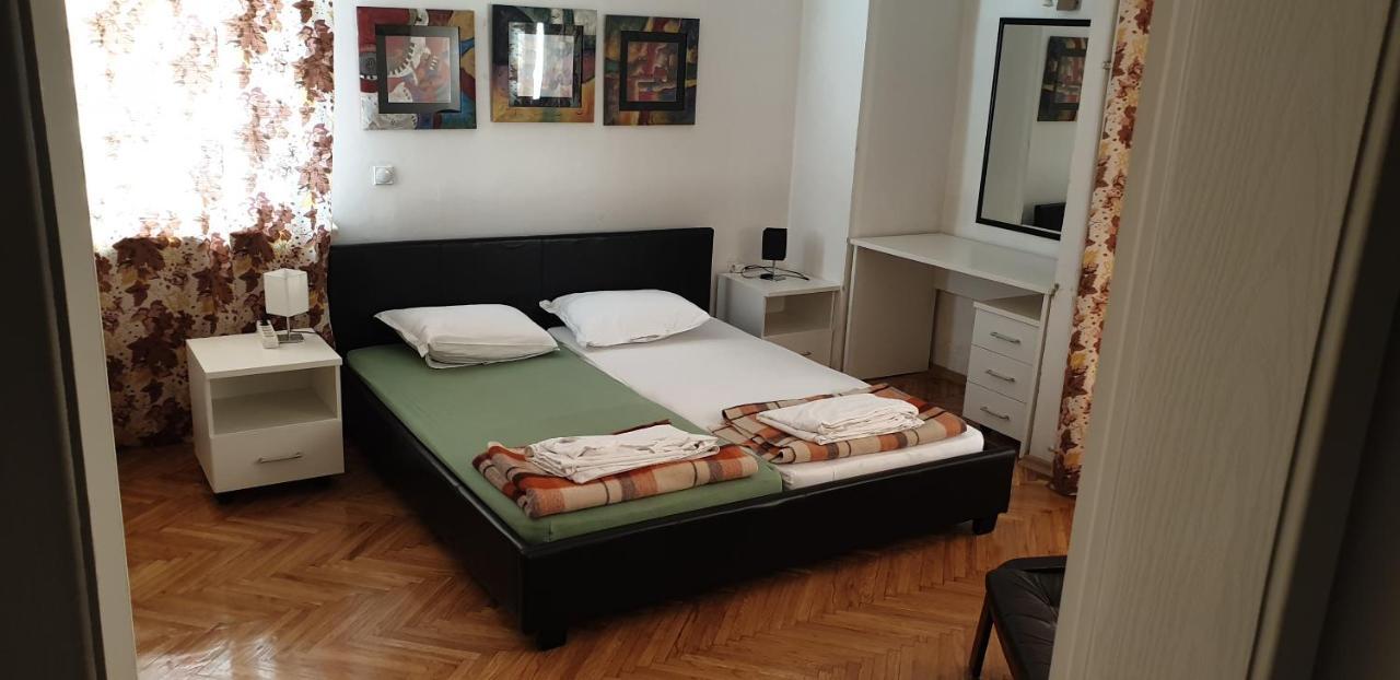 Risto Apartment Skopje Eksteriør bilde